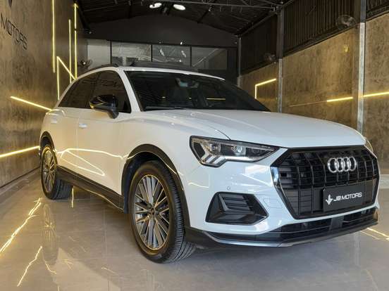 AUDI-Q3-2020