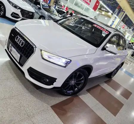 AUDI-Q3-2015
