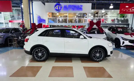 AUDI-Q3-2015