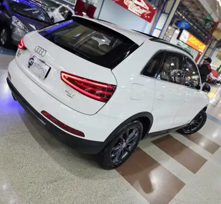 AUDI-Q3-2015
