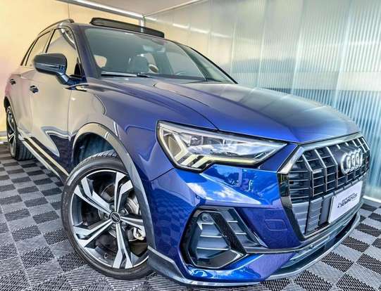 AUDI-Q3-2023