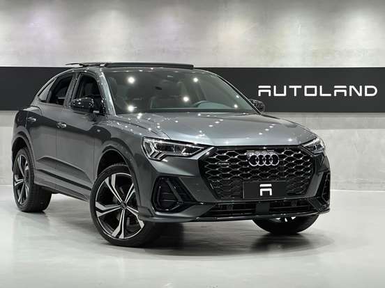 AUDI-Q3-2023
