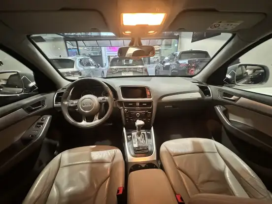 AUDI-Q5-2015