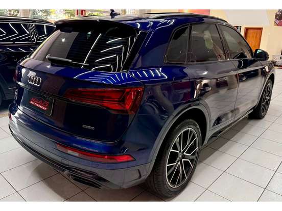 AUDI-Q5-2023