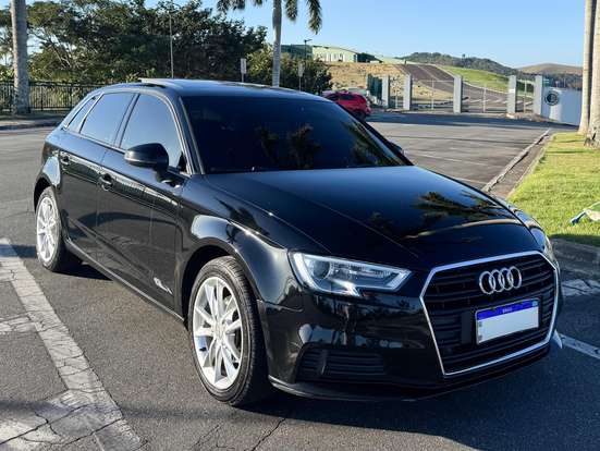 AUDI-A3-2018