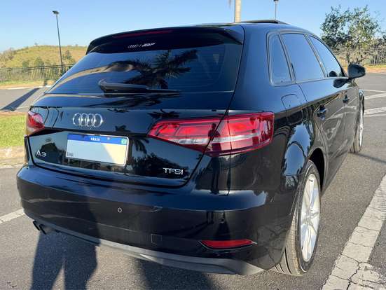 AUDI-A3-2018