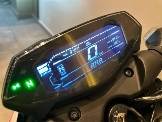 BAJAJ PULSAR N150 