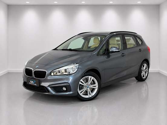 BMW-220i-2017