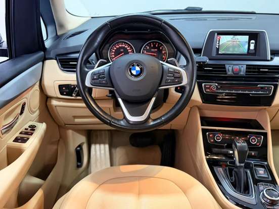 BMW-220i-2.0 CAT GP 16V TURBO ACTIVEFLEX 4P AUTOMÁTICO BMW-220i-2017