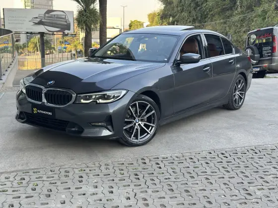BMW 320i 2.0 16V TURBO FLEX SPORT GP AUTOMÁTICO BMW 320i 2.0 16V TURBO FLEX SPORT GP AUTOMÁTICO