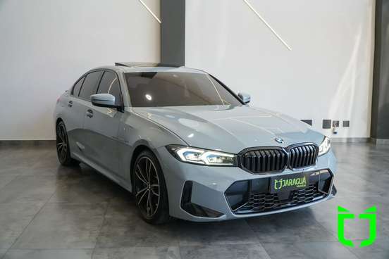 BMW-320i-2023