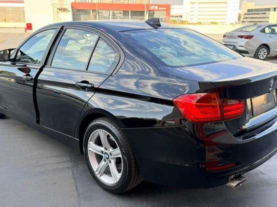 BMW-320i-2.0 MODERN 16V TURBO GASOLINA 4P AUTOMÁTICO BMW-320i-2013