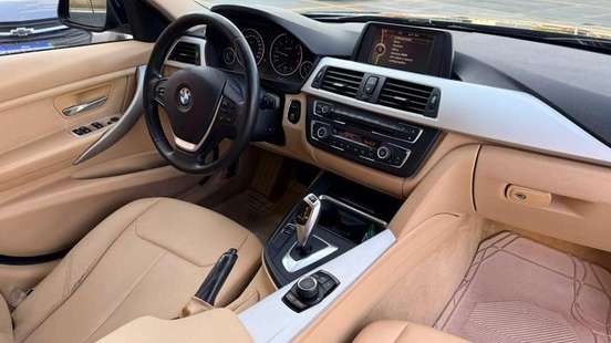 BMW-320i-2013