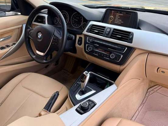 BMW-320i-2.0 MODERN 16V TURBO GASOLINA 4P AUTOMÁTICO BMW-320i-2013