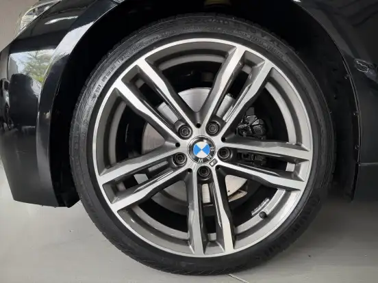 BMW-328i-2.0 M SPORT 16V ACTIVEFLEX 4P AUTOMÁTICO BMW-328i-2017