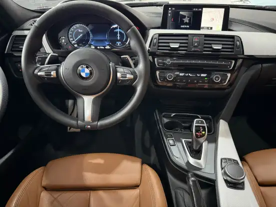 BMW-328i-2.0 M SPORT 16V ACTIVEFLEX 4P AUTOMÁTICO BMW-328i-2017