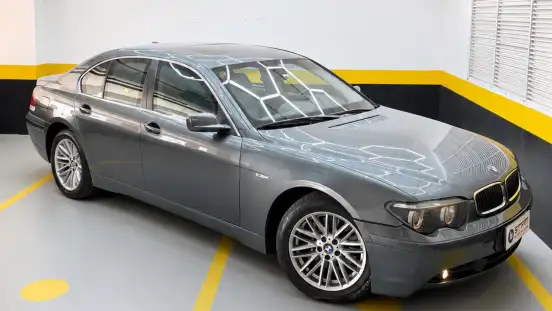 BMW-745i-2002
