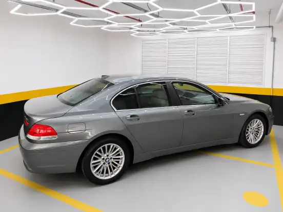 BMW-745i-4.4 SEDAN 32V GASOLINA 4P AUTOMÁTICO BMW-745i-2002