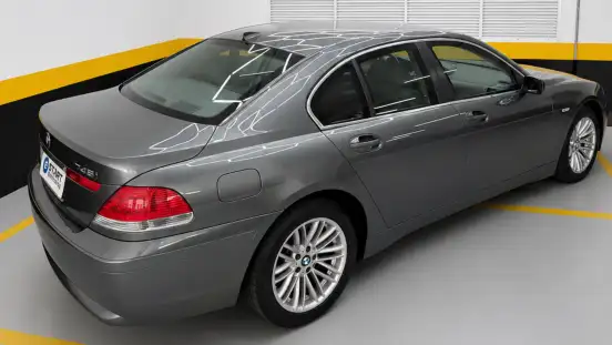 BMW-745i-2002