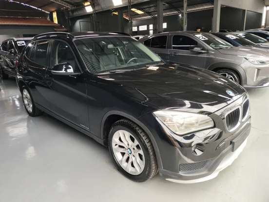 BMW-X1-2.0 16V TURBO ACTIVEFLEX SDRIVE20I 4P AUTOMÁTICO BMW-X1-2014