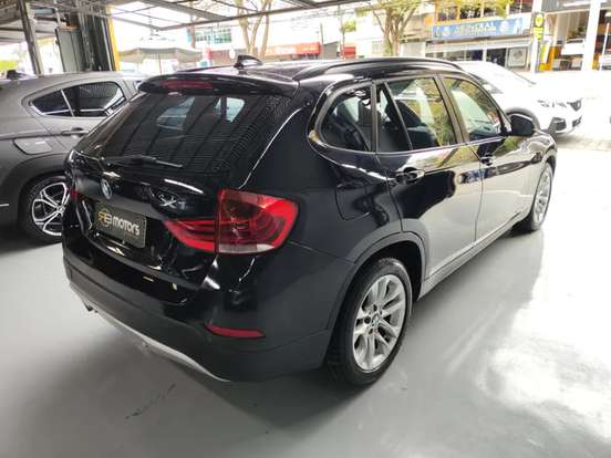 BMW-X1-2.0 16V TURBO ACTIVEFLEX SDRIVE20I 4P AUTOMÁTICO BMW-X1-2014