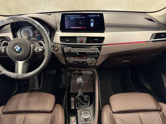 BMW-X1-2.0 16V TURBO ACTIVEFLEX SDRIVE20I X-LINE 4P AUTOMÁTICO BMW-X1-2022