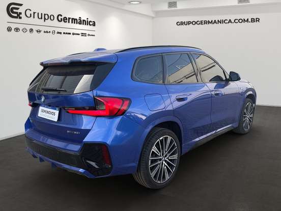 BMW-X1-2.0 16V TURBO GASOLINA SDRIVE20I M SPORT STEPTRONIC BMW-X1-2023