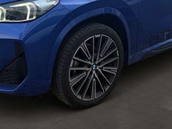BMW-X1-2023