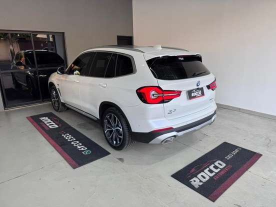 BMW-X3-2022