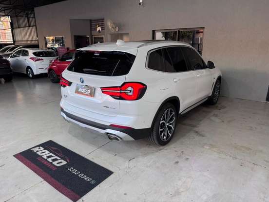 BMW-X3-2022