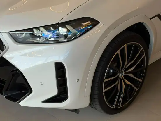 BMW-X6-3.0 TWINPOWER GASOLINA XDRIVE40I M SPORT AUTOMÁTICO BMW-X6-2024