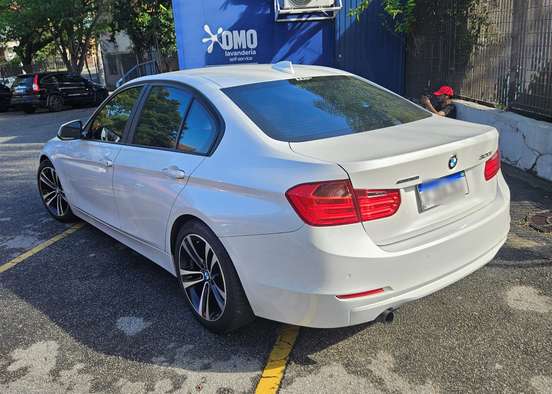 BMW-320i-2.0 16V TURBO ACTIVE FLEX 4P AUTOMÁTICO BMW-320i-2013