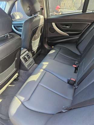 BMW-320i-2013