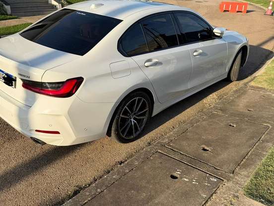 BMW-320i-2.0 16V TURBO FLEX SPORT GP AUTOMÁTICO BMW-320i-2024