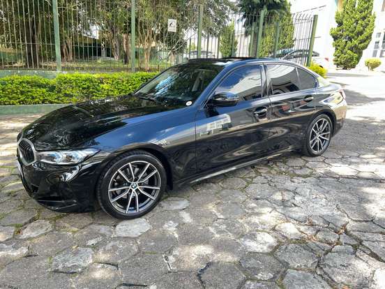 BMW-320i-2024
