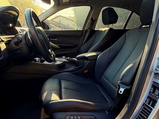 BMW-320i-2.0 SPORT GP 16V TURBO ACTIVE FLEX 4P AUTOMÁTICO BMW-320i-2017