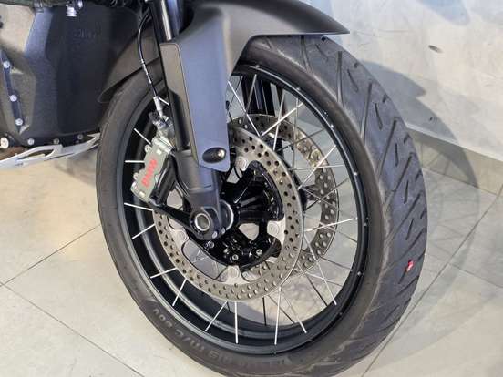 BMW-R 1300 GS TRIPLE BLACK-2025