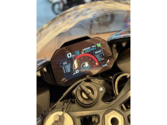BMW-S 1000 RR-2022
