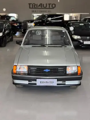 CHEVROLET CHEVETTE 1.6 SL 8V GASOLINA 2P AUTOMÁTICO CHEVROLET CHEVETTE 1.6 SL 8V GASOLINA 2P AUTOMÁTICO