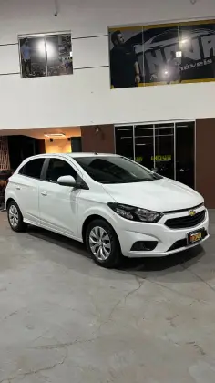 CHEVROLET ONIX 1.0 MPFI LT 8V FLEX 4P MANUAL CHEVROLET ONIX 1.0 MPFI LT 8V FLEX 4P MANUAL