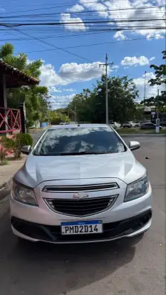 CHEVROLET-ONIX-2015