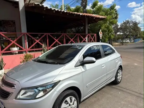 CHEVROLET-ONIX-1.4 MPFI LT 8V FLEX 4P MANUAL CHEVROLET-ONIX-2015