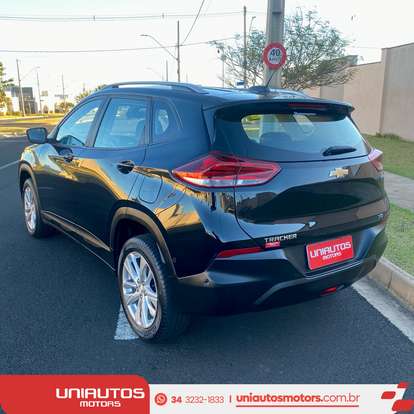 CHEVROLET-TRACKER-2020