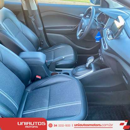 CHEVROLET-TRACKER-2020