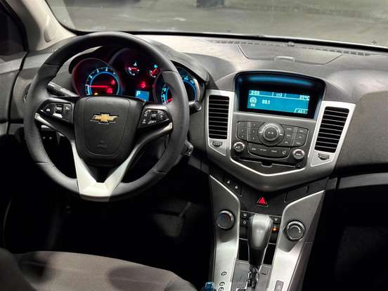 CHEVROLET-CRUZE-2014