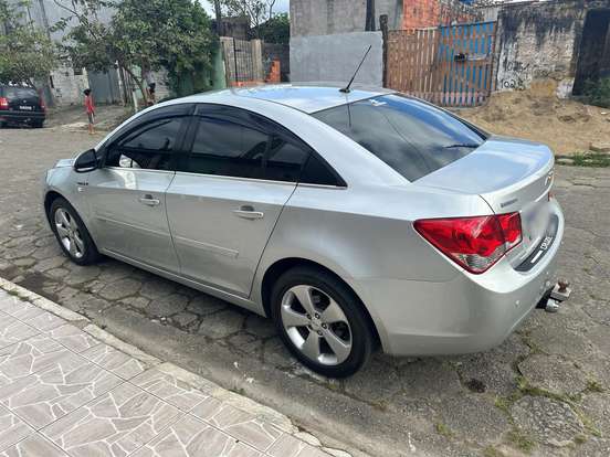 CHEVROLET-CRUZE-2014