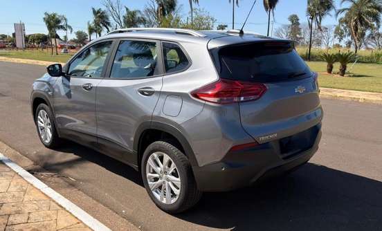 CHEVROLET-TRACKER-2020