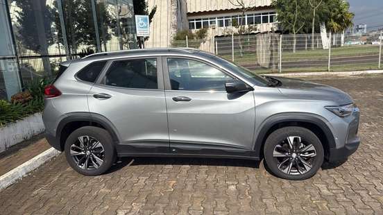 CHEVROLET-TRACKER-2024