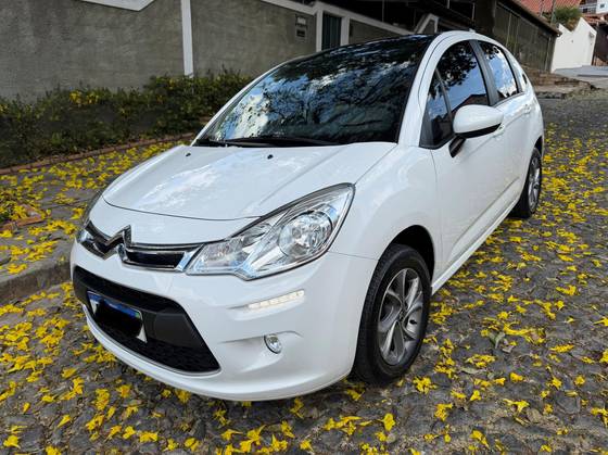 CITROËN C3 1.2 PURE TECH FLEX TENDANCE MANUAL