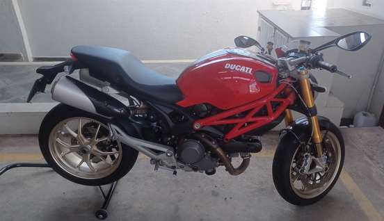 DUCATI-MONSTER 1100 S-2010